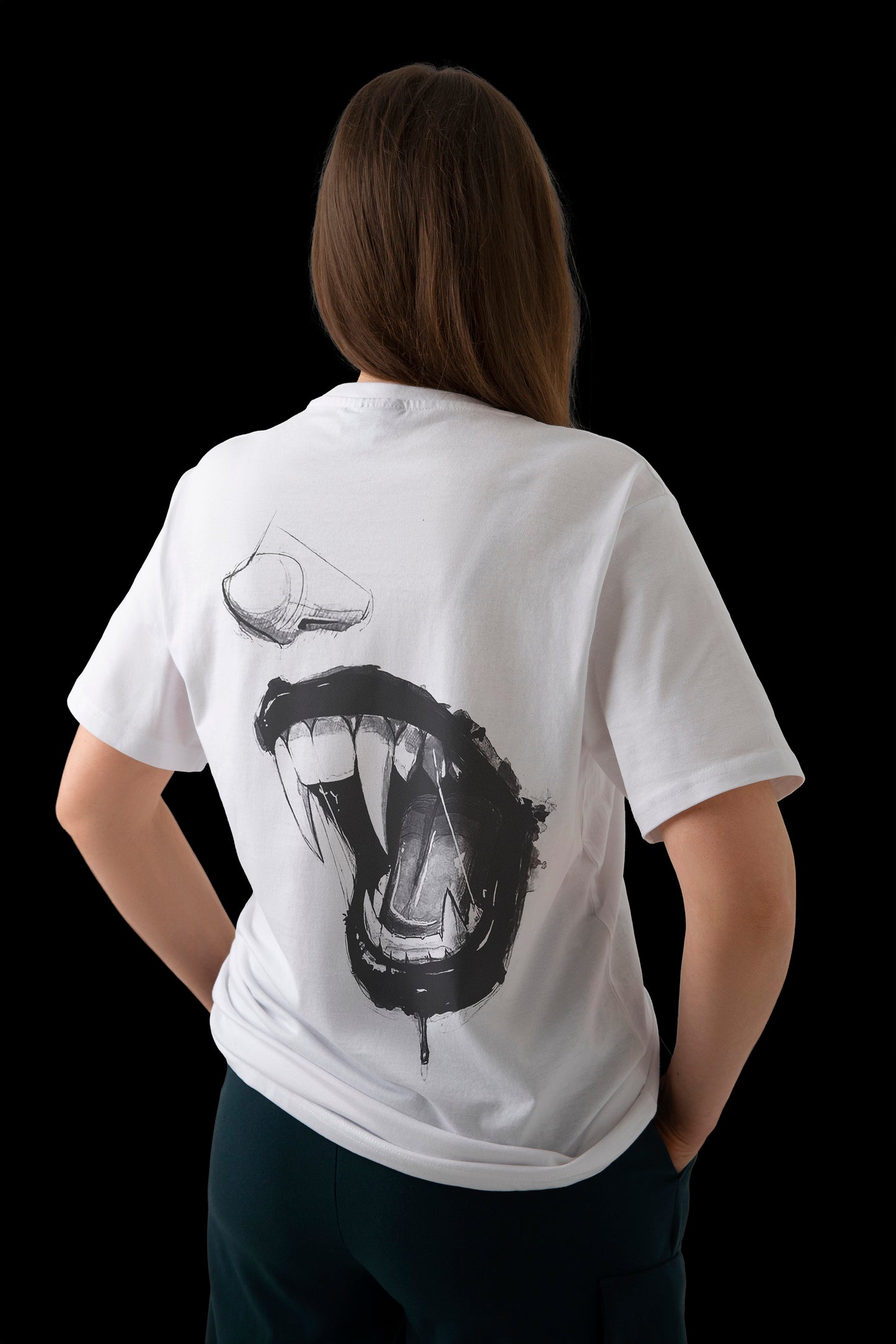 Playera Colmillos Salvajes